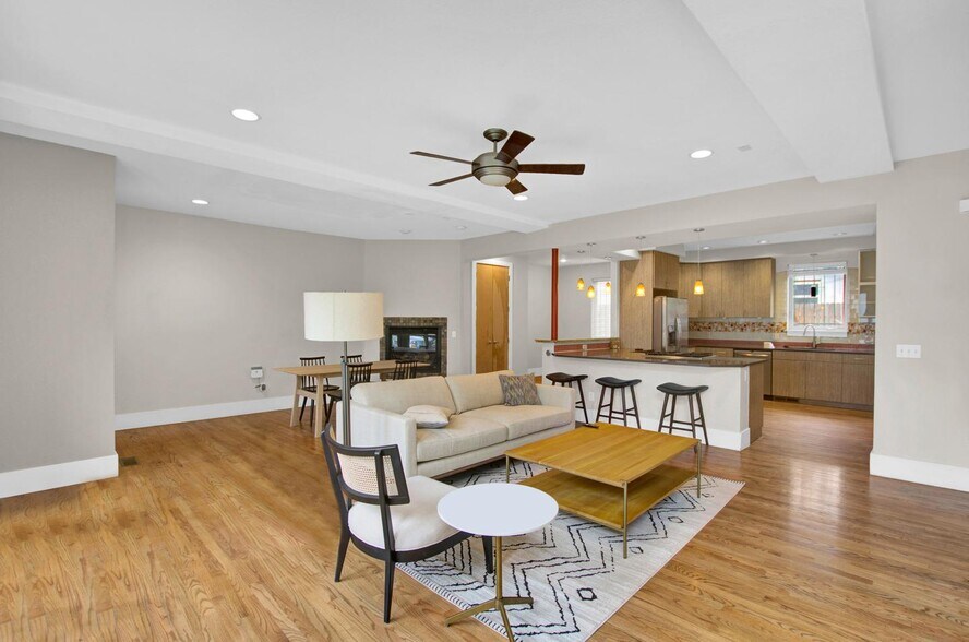 Building Photo - Contemporary Whittier home with wraparound deck