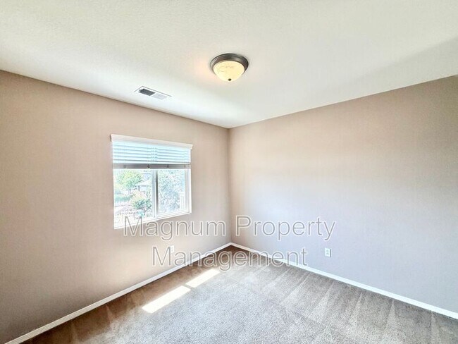 Building Photo - 36367 Sicily Ln