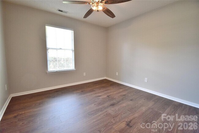 Building Photo - 9530 Errington Ln