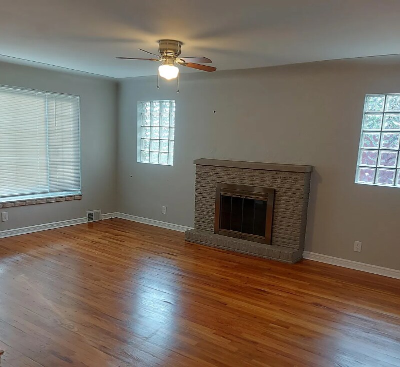 Building Photo - 1360 Otis St