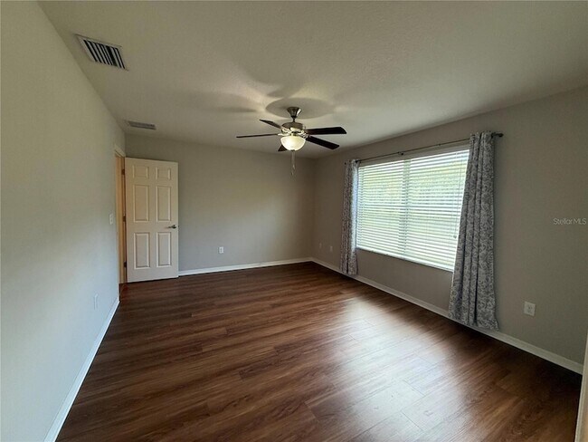 Building Photo - 5011 Chipotle Ln