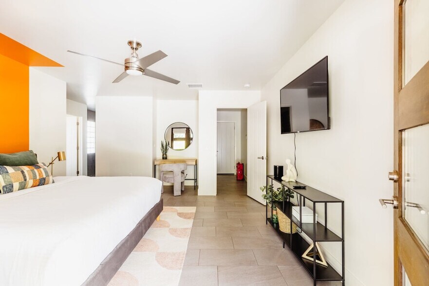 Building Photo - 3344 N 62nd St