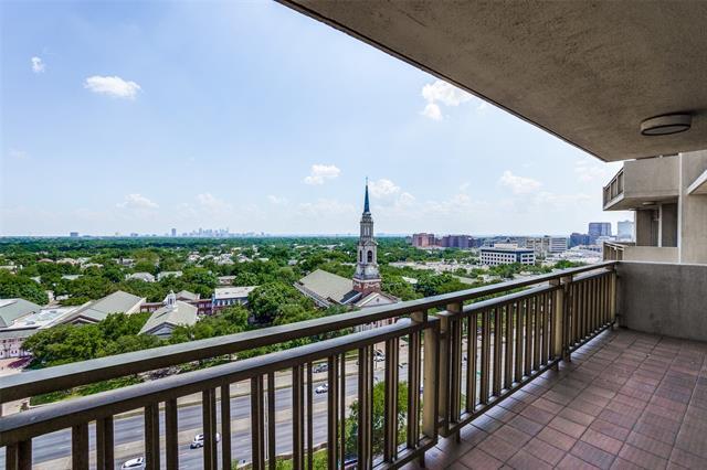 Building Photo - 6211 W Northwest Hwy