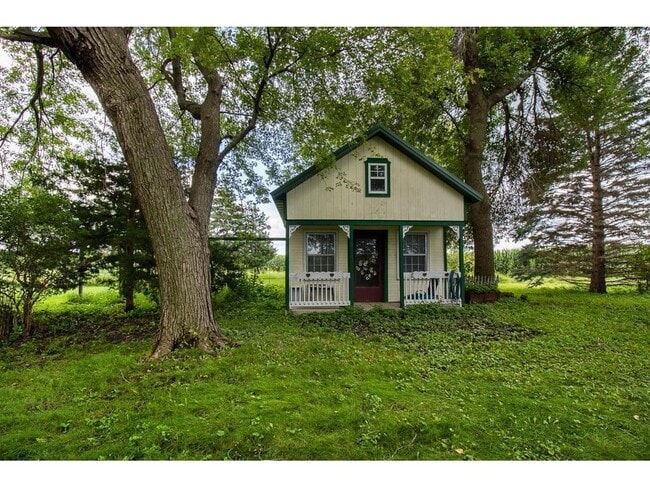 Building Photo - 11197 608th Ave