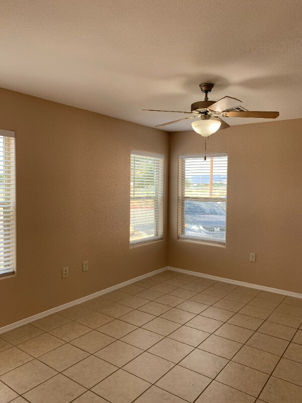 Building Photo - 6345 Reynolds Dr