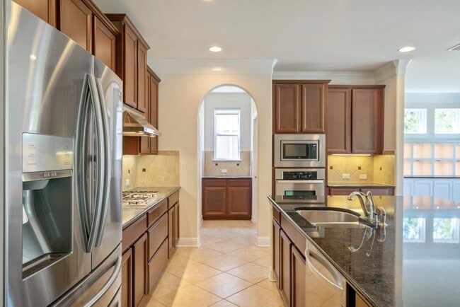 Building Photo - 11812 Mira Vista Way