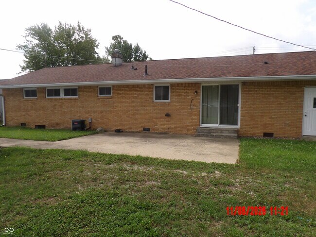 Building Photo - 810 W Lincoln St