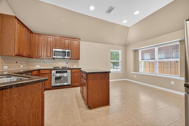 Building Photo - 21511 Venture Park Dr