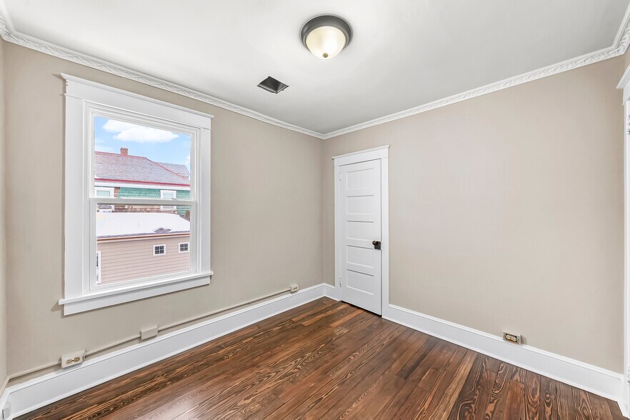 Building Photo - 640 Market St