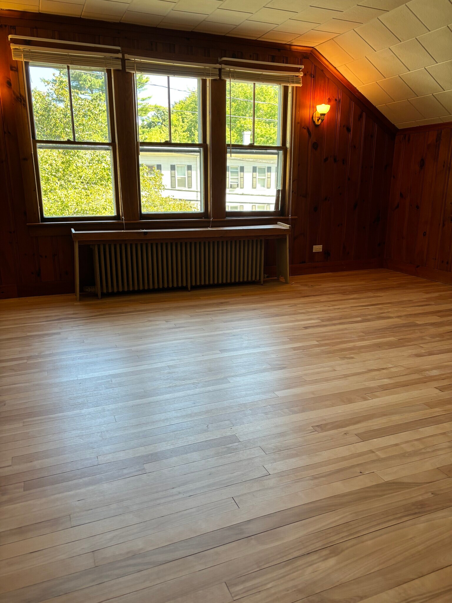Building Photo - 80 6th St