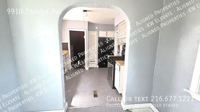 Building Photo - 9910 Zimmer Ave