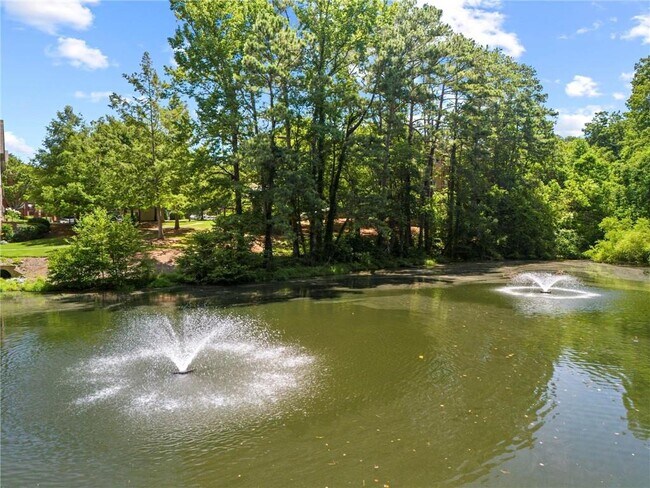 Building Photo - 3714 Ashford Creek Hill NE
