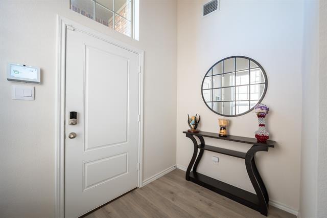 Building Photo - 1171 Norias Dr