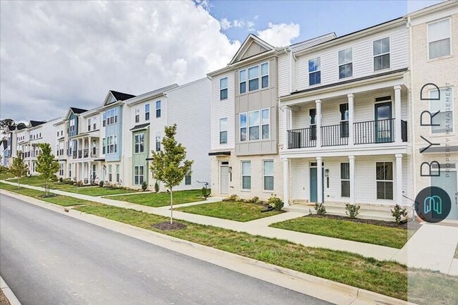 Building Photo - 15326 Oasis Sun Wy