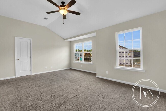 Building Photo - 200 Alcove Ct