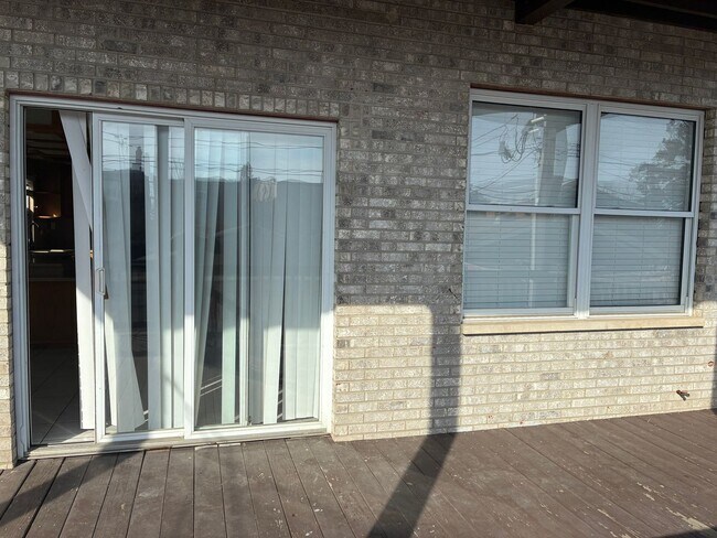 Building Photo - 5309 30th Pl