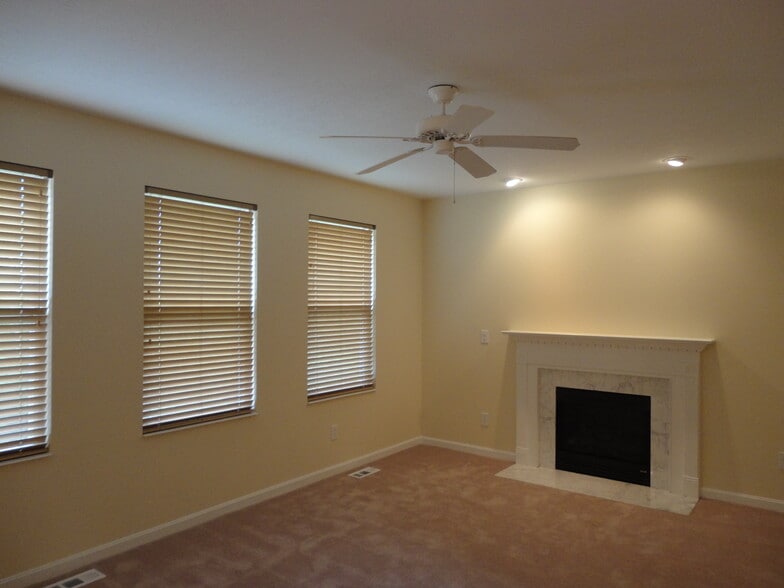 Building Photo - 8510 Ethan Ct