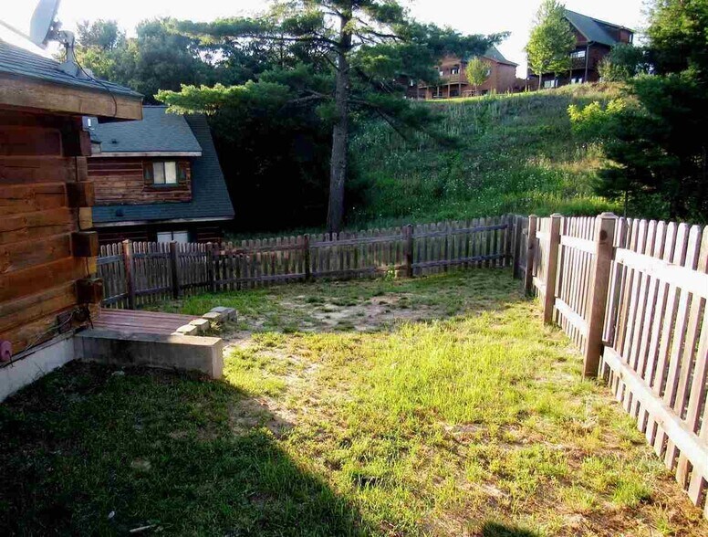 Building Photo - 631 Sandy Beach Ct