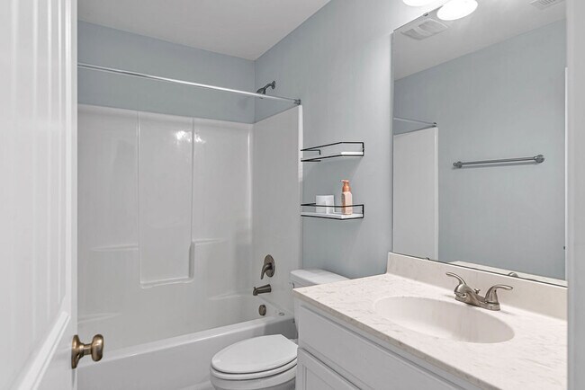 Building Photo - 203 Pastoral Ct