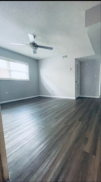 Building Photo - 13214 Bunn Cir