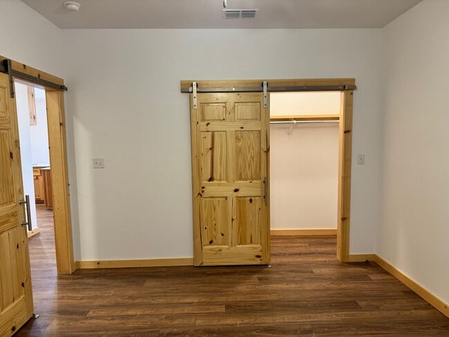 Building Photo - 11201 N C R 1440
