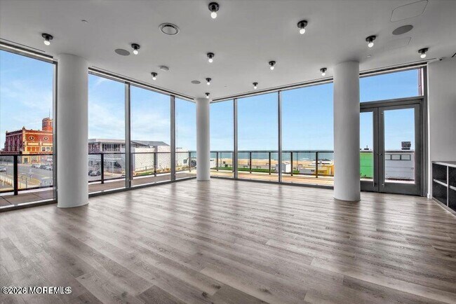 Building Photo - 1101 Ocean Ave N