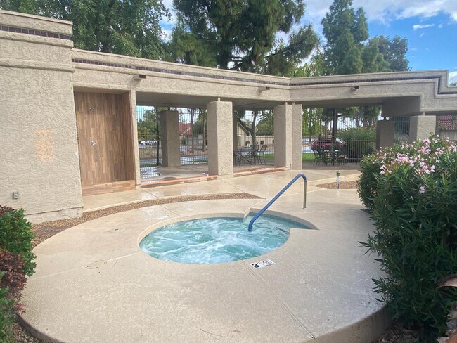 Building Photo - 4212 E Sandia St