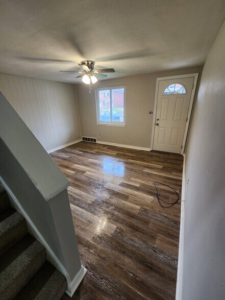 Building Photo - 414 Lincoln Ave