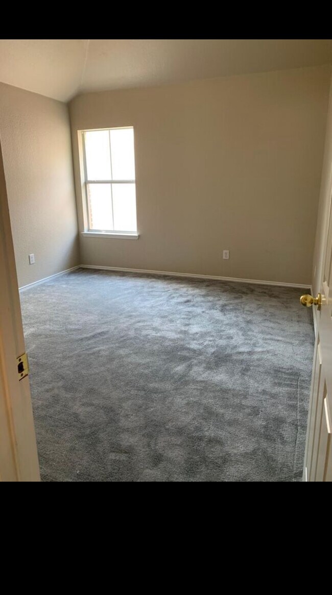 Building Photo - 3416 Chapelwood Dr