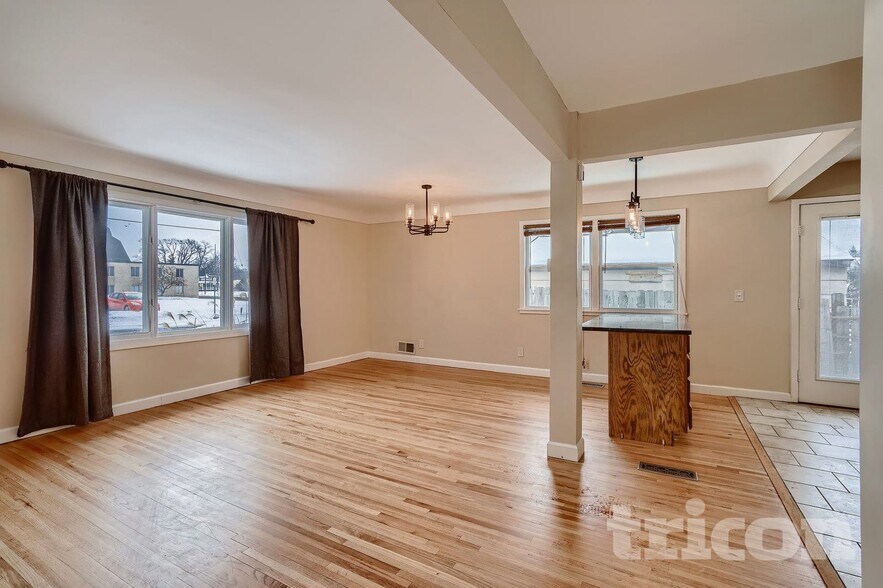 Building Photo - 4010 Monroe St NE