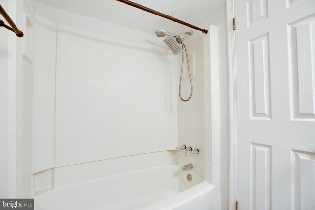 Building Photo - 6421 Birch Leaf Ct