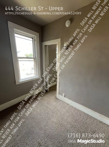 Building Photo - 444 Schiller St