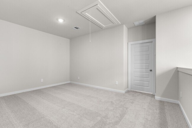 Building Photo - 2213 Bay Breeze Dr