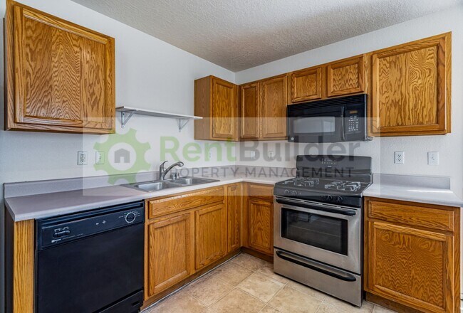 Building Photo - 10532 Ramah Dr NW