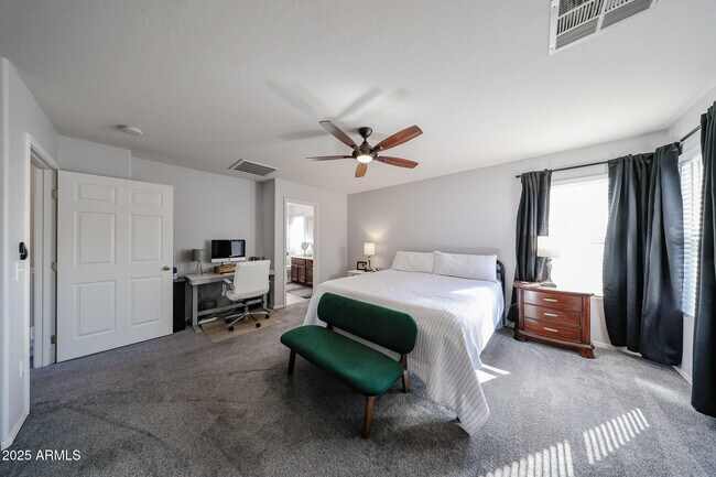 Building Photo - 35002 N 31st Ave