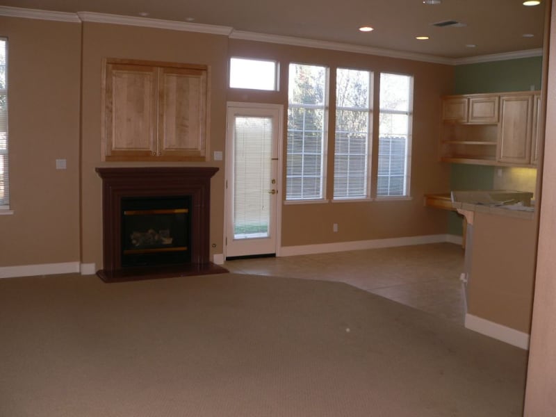 Building Photo - 8404 Benavente Ct