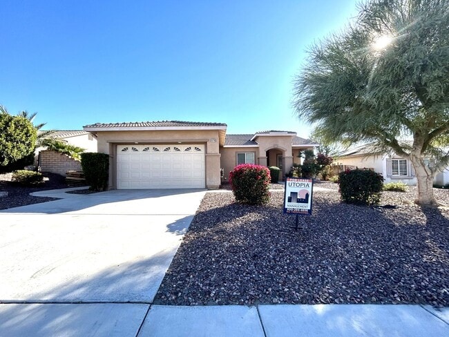 Building Photo - AVAILABLE NOW!! 3 Bedroom 2 Bathroom + Den Home in Desert Hot Springs! MOVE IN SPECIAL HALF OFF O...