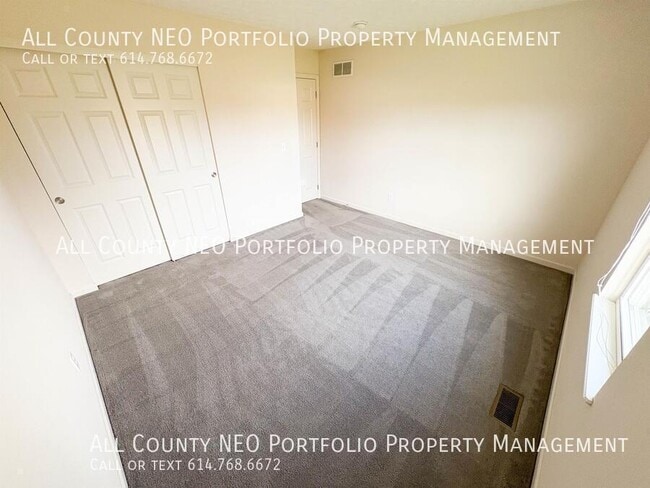 Building Photo - 2919 Woodstone Dr