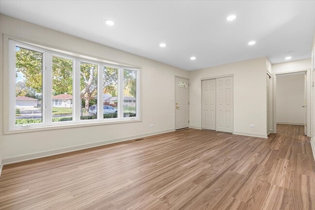 Building Photo - 3604 Owl Dr