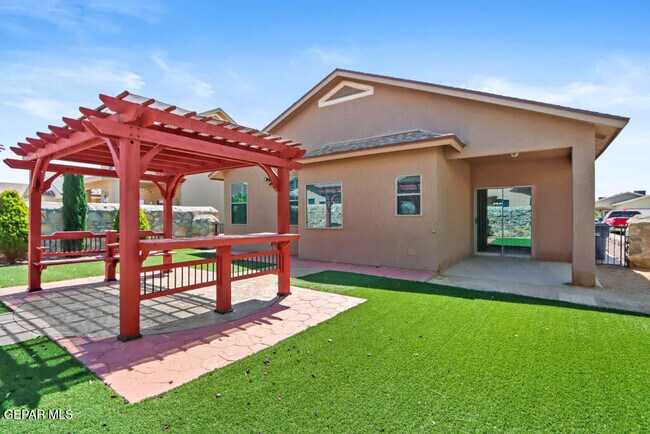 Building Photo - 14229 Bluesky Point Ct