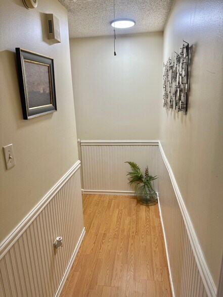 Building Photo - 9949 Siegen Ln