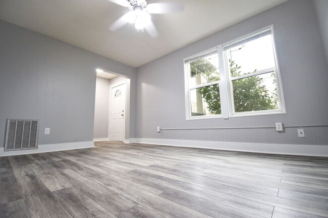 Building Photo - Charming 3 bedroom home in North Portland
