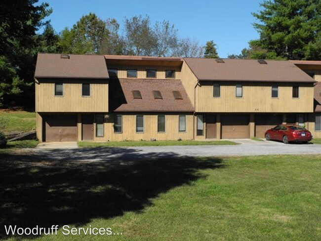 Primary Photo - 2 br, 1.5 bath Apartment - 23 Brad Scott Ln