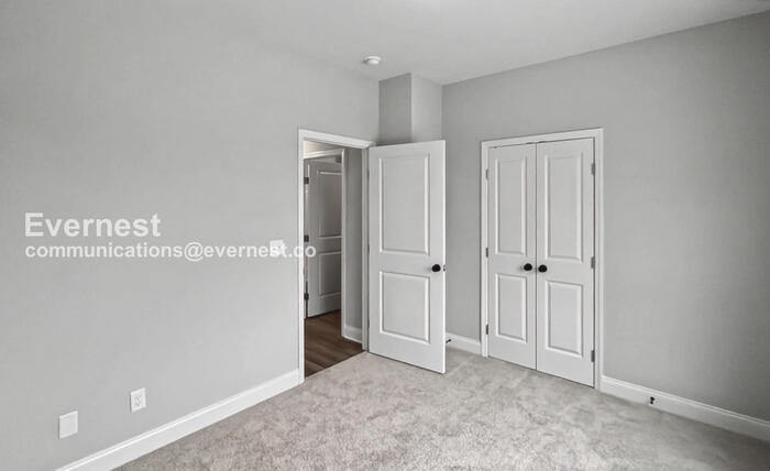 Building Photo - 4898 Fannon Dr