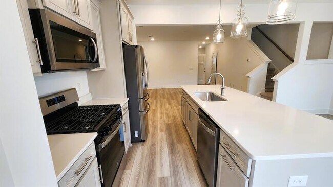 Building Photo - 132 Marston Ln