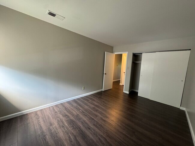 Building Photo - THE VILLAGES SOUTH 310