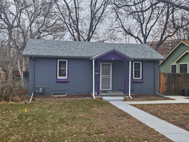 Building Photo - Cozy 1 bed/1 bath near the heart of Englewood