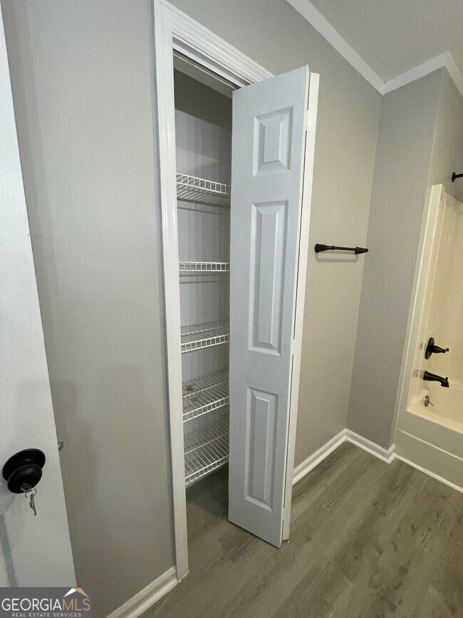 Building Photo - 5019 Peach Mountain Cir