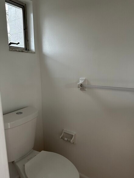 Building Photo - 10035 N 53rd St