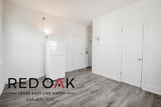 Building Photo - 302 Alexandria Ave